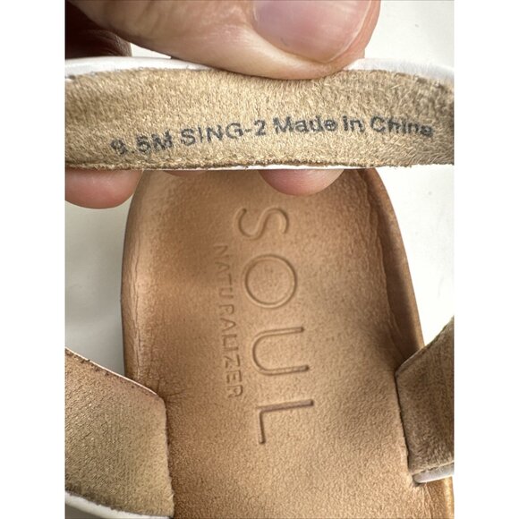 SOUL Naturalizer Womens Sing 2 Embellished Strappy Sandals Shoes Size 9.5 - Picture 8 of 12